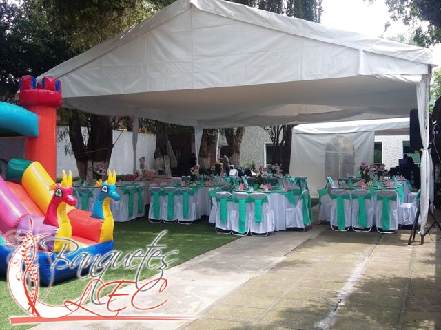 Jardín Berlín con carpa